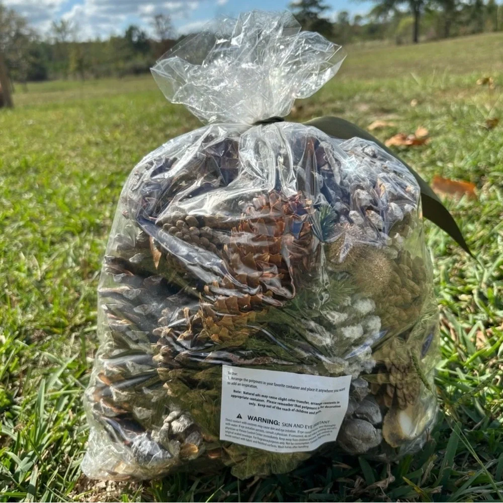 Hobby Lobby Pinecone Décor Potpourri Mix Unscented 16 oz NWT